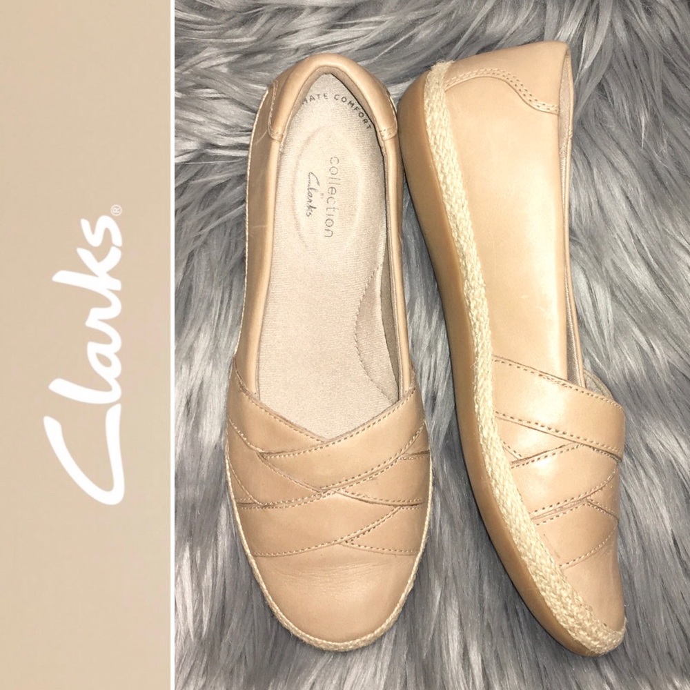 NEW! CLARKS Danelly tan leather flats